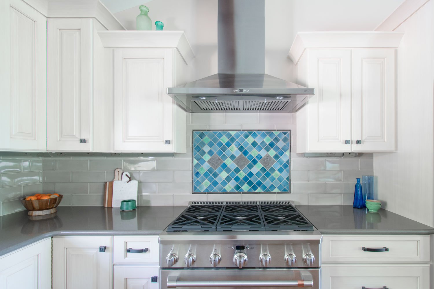 Kitchen Backsplash Behind a Stove